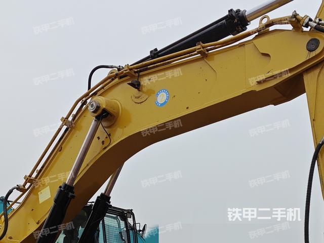 大臂整體?右側（工作和回轉裝置）