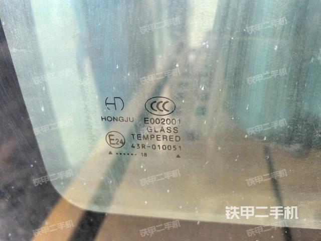 后窗玻璃角標(biāo)(駕駛室部分) 后窗玻璃角標(biāo)(駕駛室部分)