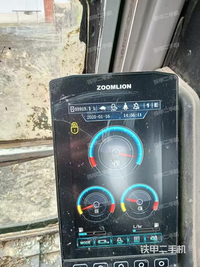 駕駛室整體（整機(jī)外觀）