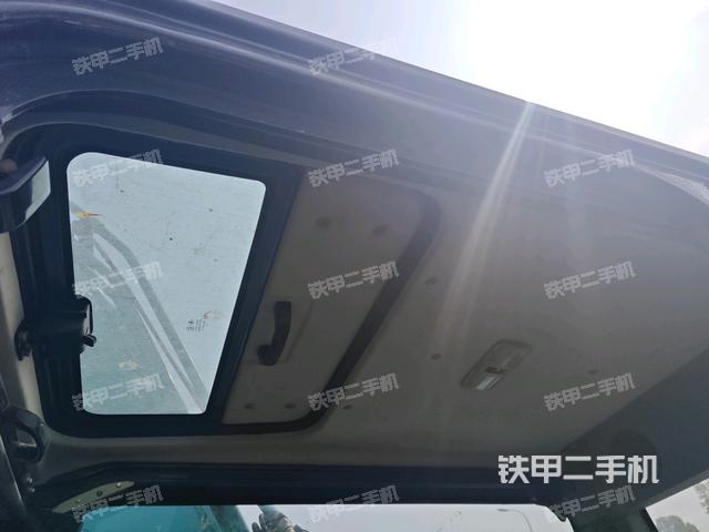 頂棚整體（駕駛室部分）