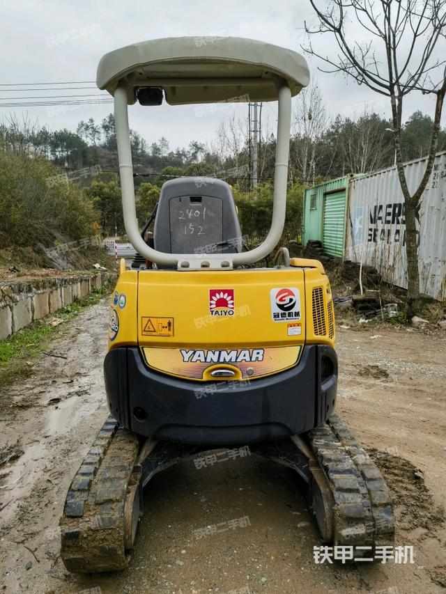 駕駛室頂部（整機(jī)外觀）