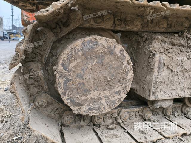 左驅(qū)動(dòng)輪（行走機(jī)構(gòu)）