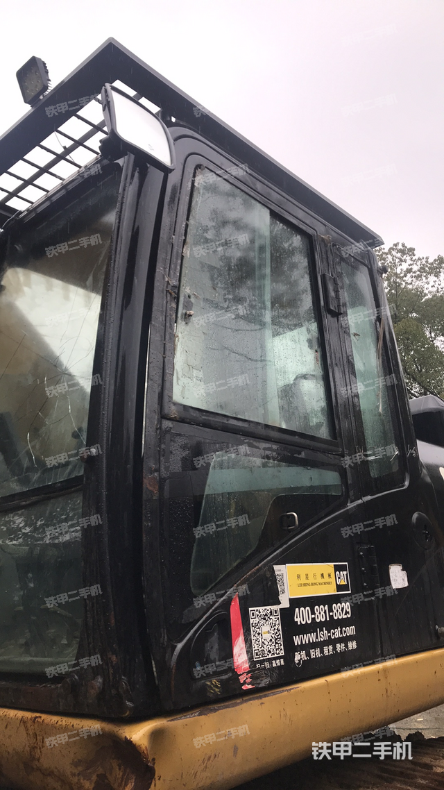 驾驶室整体（整机外观）