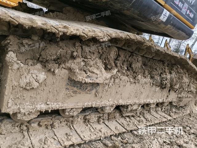 左側(cè)履帶整體?（行走機(jī)構(gòu)）