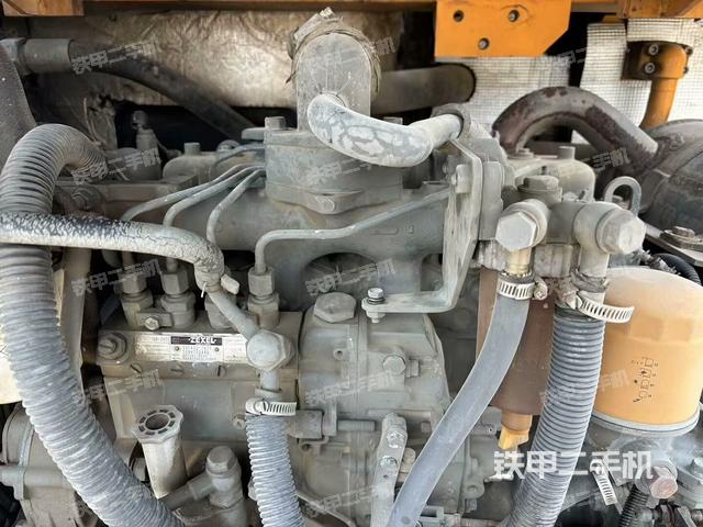 發(fā)動(dòng)機(jī)整體俯視(整機(jī)外觀) 發(fā)動(dòng)機(jī)整體俯視(整機(jī)外觀)