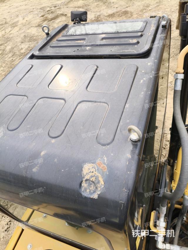 駕駛室頂部俯視（上車部件）