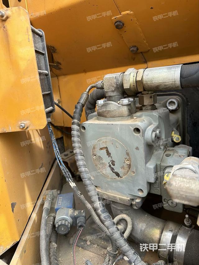 液壓泵室（大件艙室）