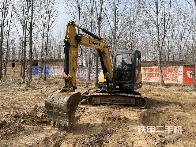 駕駛室整體（整機(jī)外觀）