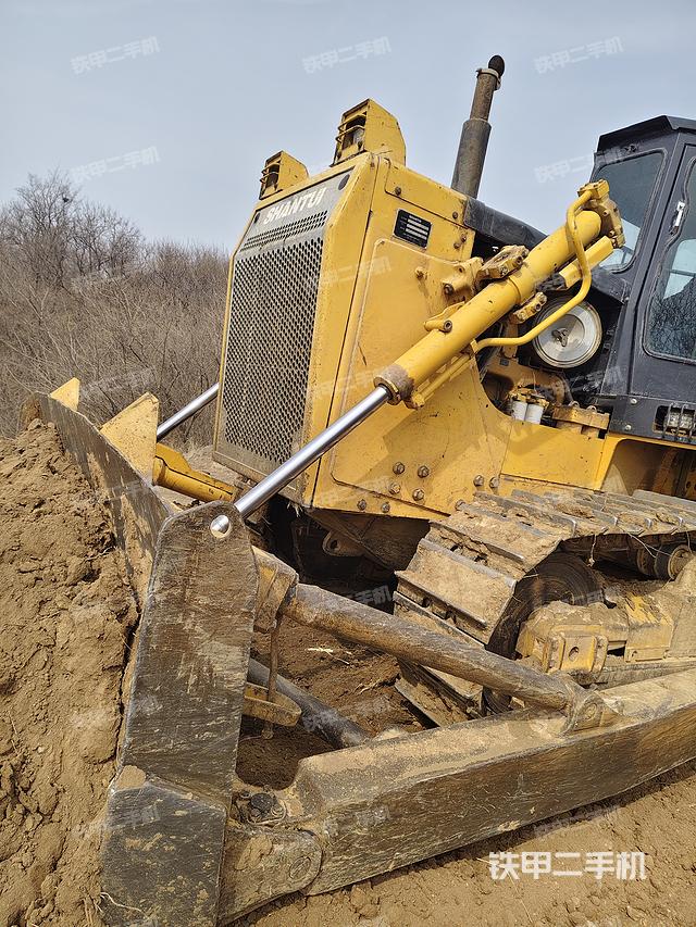 整机左侧（设备外观及核心部件）