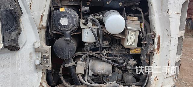 發(fā)動(dòng)機(jī)整體俯視（整機(jī)外觀）