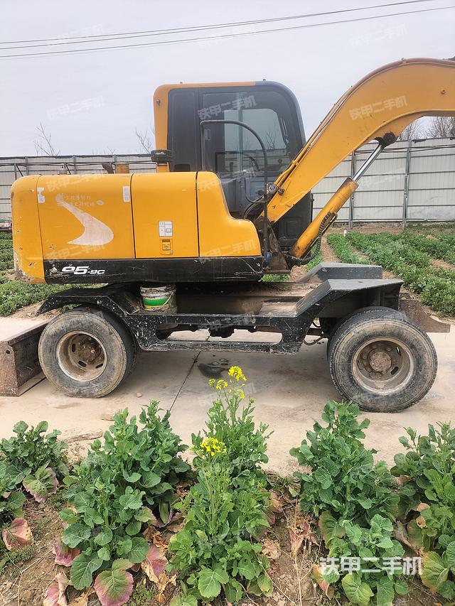 单侧履带整体（整机外观）