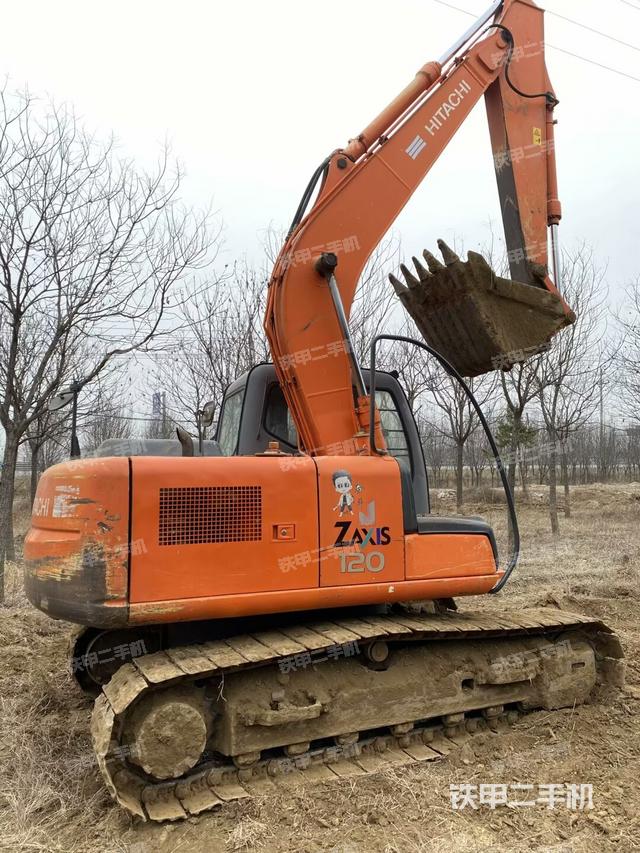 駕駛室頂部（整機(jī)外觀）