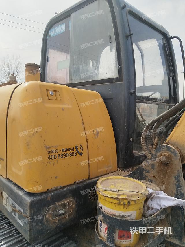 驾驶室整体（整机外观）