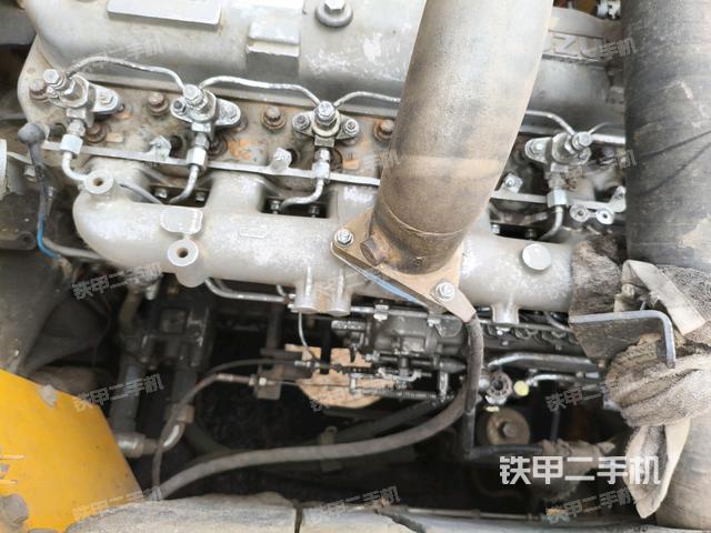 氣門室蓋螺絲特寫(xiě)（上車部件）