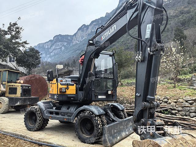 单侧履带整体（整机外观）