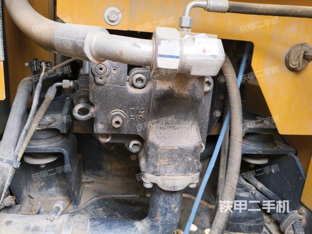 液壓泵室(大件艙室) 液壓泵室(大件艙室)