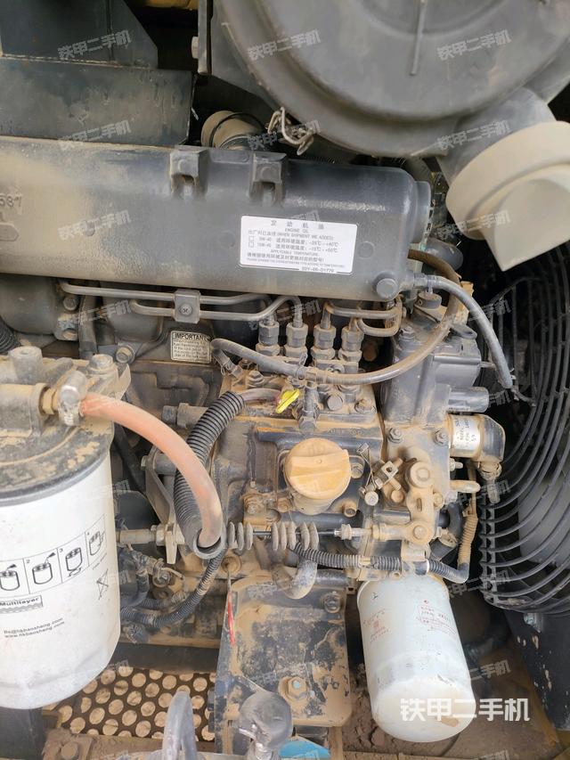 發(fā)動機室(上車部件) 發(fā)動機室(上車部件)