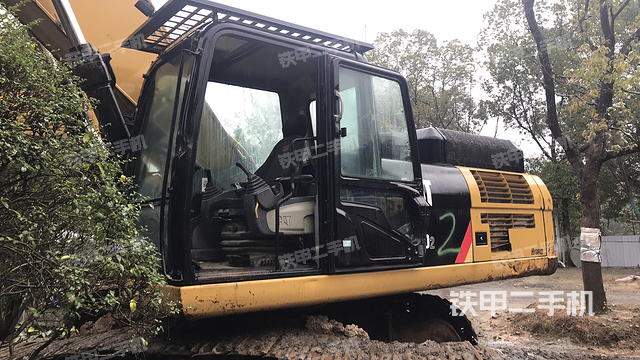 驾驶室整体（整机外观）