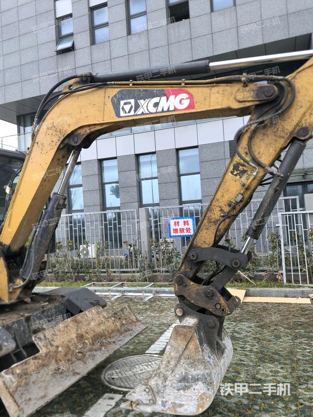 鏟斗45度（工作和回轉(zhuǎn)裝置）