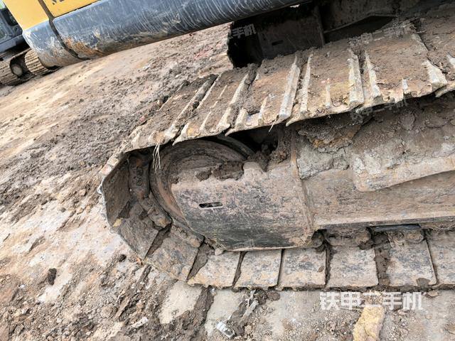 左導(dǎo)向輪（行走機(jī)構(gòu)）