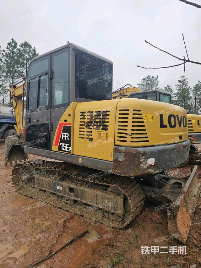 左后45（整機外觀）