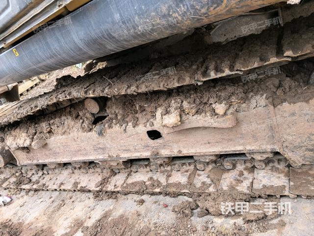 左側(cè)履帶整體?（行走機(jī)構(gòu)）