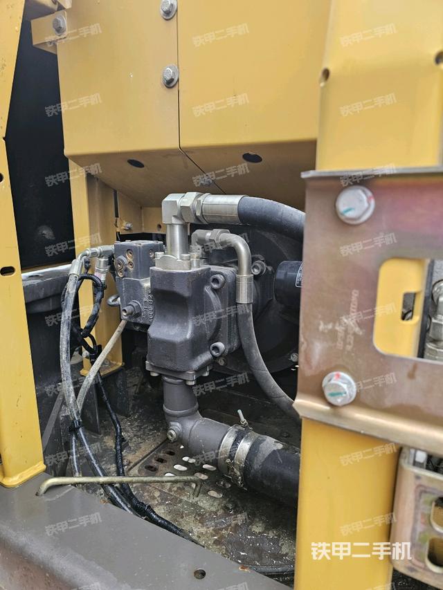 液壓泵室（大件艙室）