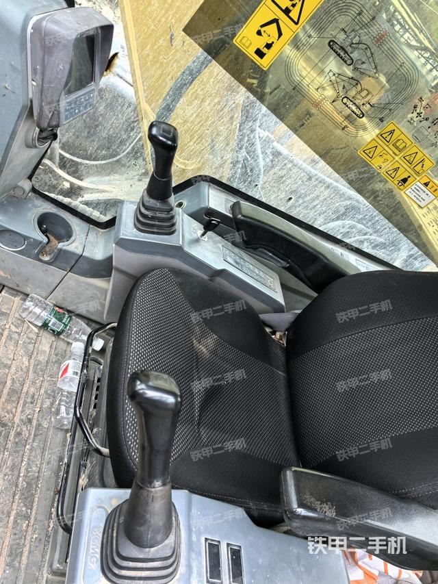 座椅后部（駕駛室部分）