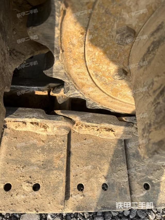 單側(cè)履帶整體（整機外觀）