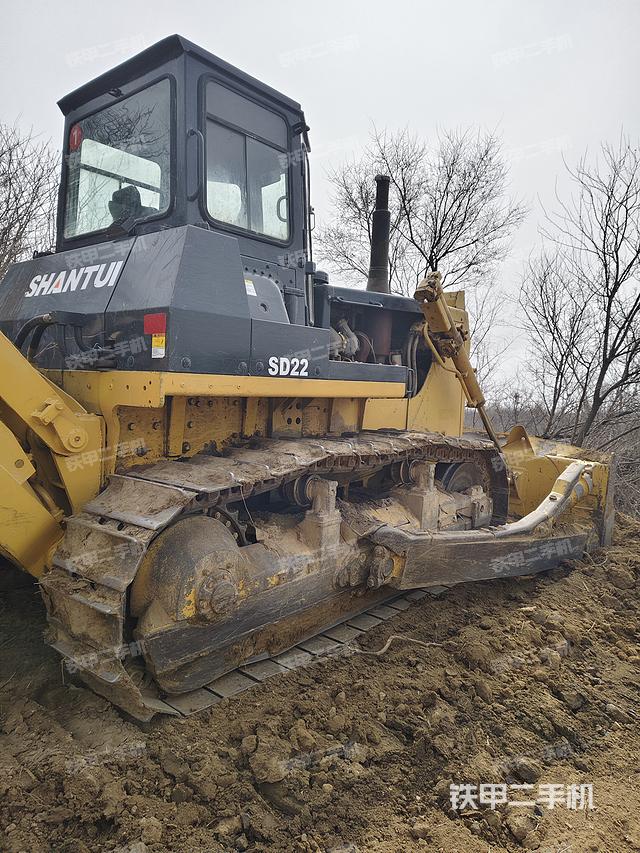 整机左侧（设备外观及核心部件）