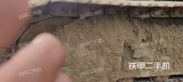 单侧履带整体（整机外观）