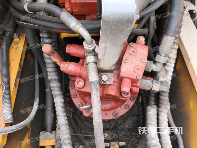 回轉(zhuǎn)馬達(dá)（上車部件）