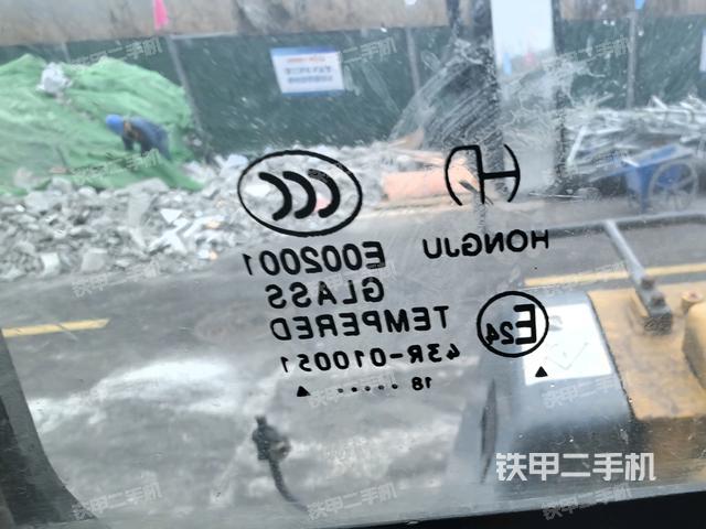 后窗玻璃角標(biāo)（駕駛室部分）