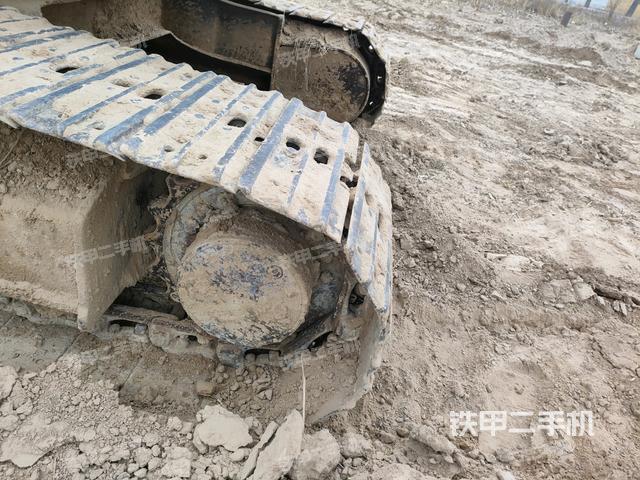 右驅動輪（行走機構）