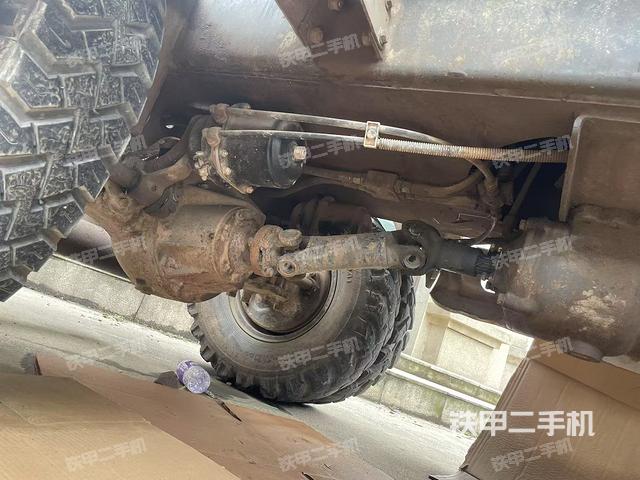 右側(cè)履帶整體?（行走機(jī)構(gòu)）