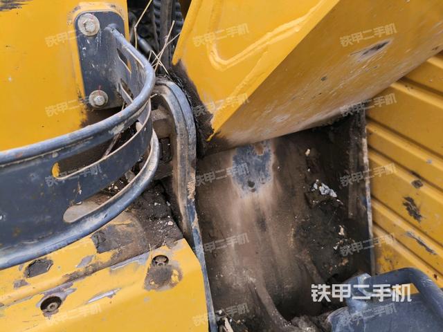 大臂根部?斜(工作和回轉(zhuǎn)裝置) 大臂根部?斜(工作和回轉(zhuǎn)裝置)