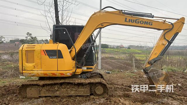 右前45(整機外觀) 右前45(整機外觀)