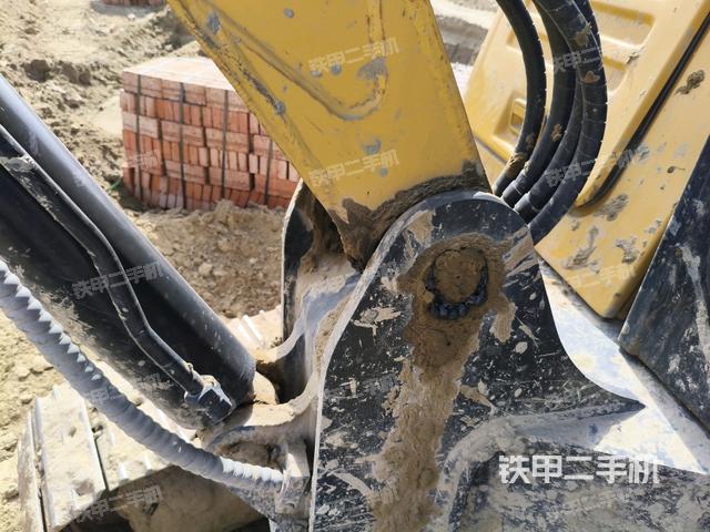 大臂根部?斜(工作和回轉裝置) 大臂根部?斜(工作和回轉裝置)