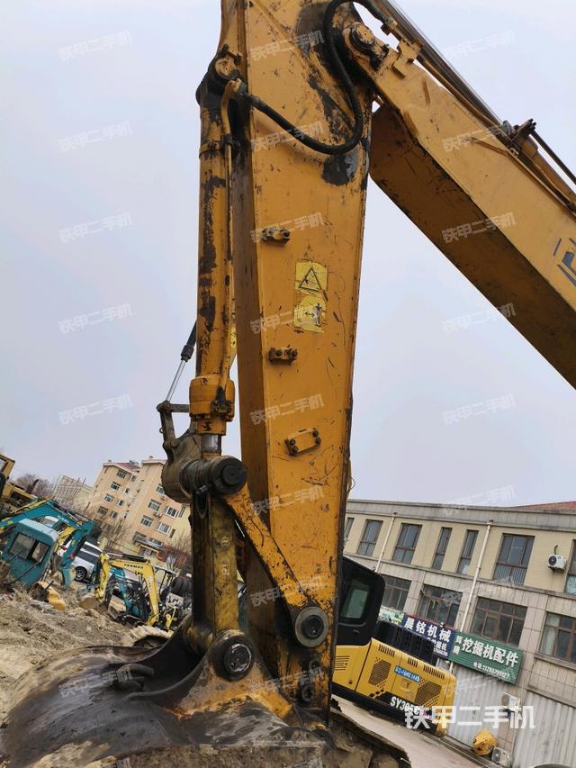 小臂整體左后（工作和回轉(zhuǎn)裝置）