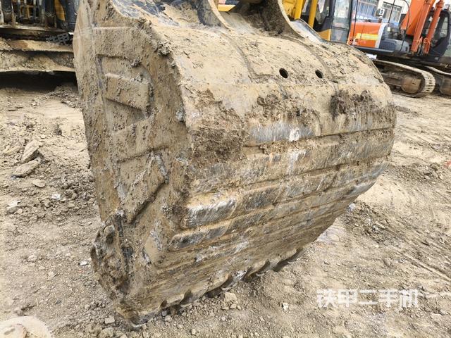 鏟斗45度（工作和回轉(zhuǎn)裝置）