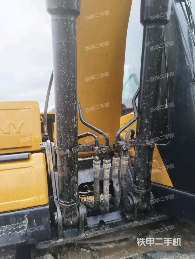 大臂油缸整體?豎拍(工作和回轉(zhuǎn)裝置) 大臂油缸整體?豎拍(工作和回轉(zhuǎn)裝置)