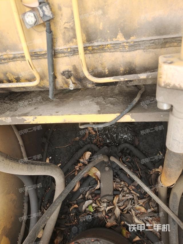 回轉(zhuǎn)馬達(dá)（上車部件）