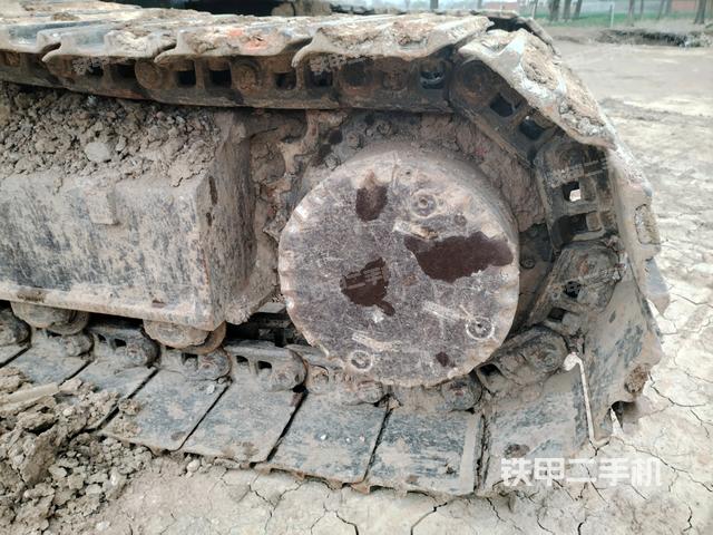 左驱动轮（行走机构）