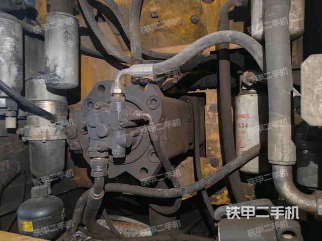 液壓泵斜45?左（大件艙室）