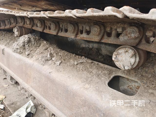 右側(cè)履帶整體（行走機(jī)構(gòu)）