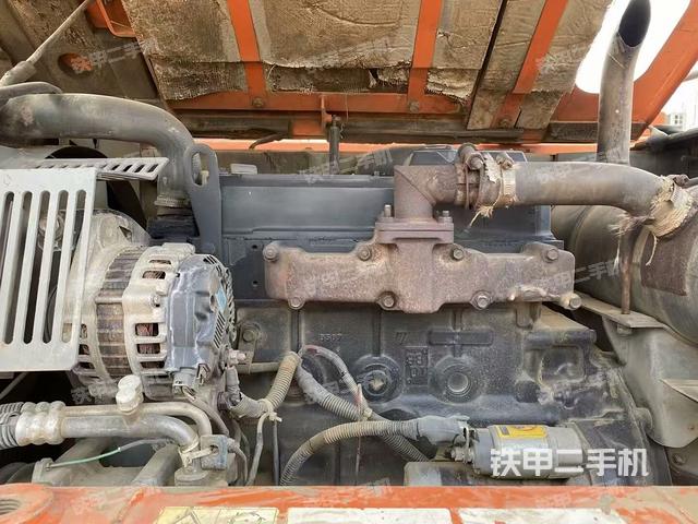 發(fā)動(dòng)機(jī)整體俯視(整機(jī)外觀) 發(fā)動(dòng)機(jī)整體俯視(整機(jī)外觀)