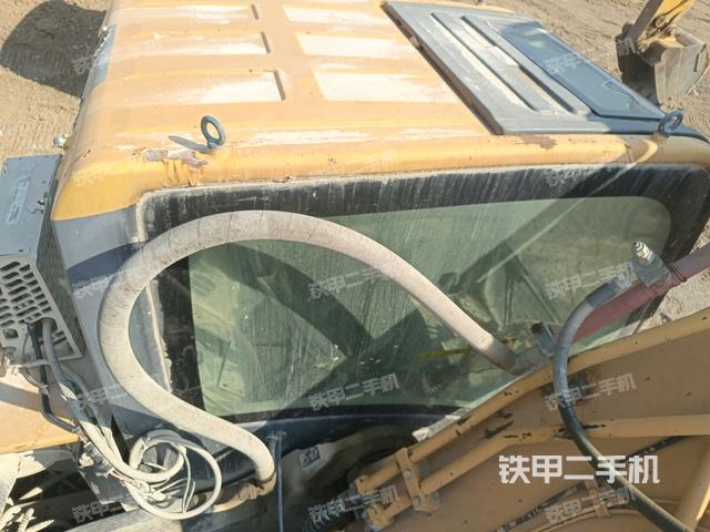 駕駛室頂部俯視（上車部件）