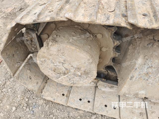 左側(cè)行走馬達(dá)蓋板（行走機(jī)構(gòu)）