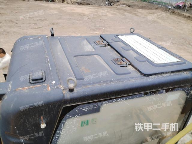 驾驶室顶部俯视（上车部件）