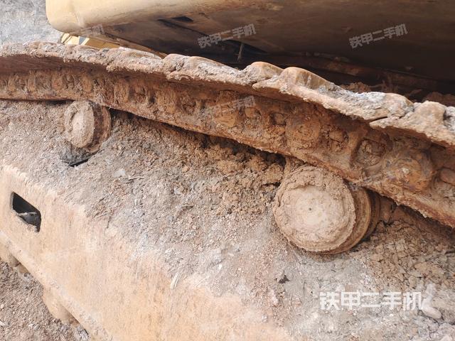 右側(cè)履帶整體（行走機(jī)構(gòu)）